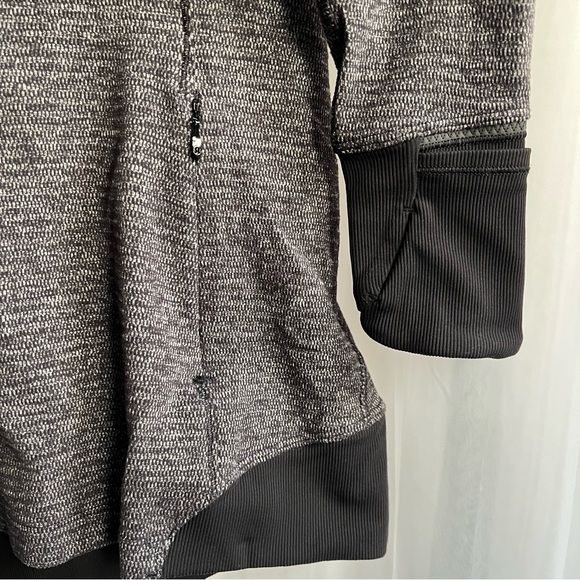 Lululemon Runderful 1/2 Zip - Picture 13 of 16